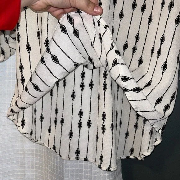 Cure Blouse - Picture 4 of 9